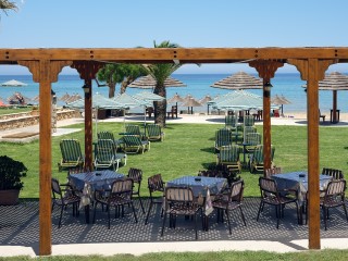 Plaka Beach Restaurant
